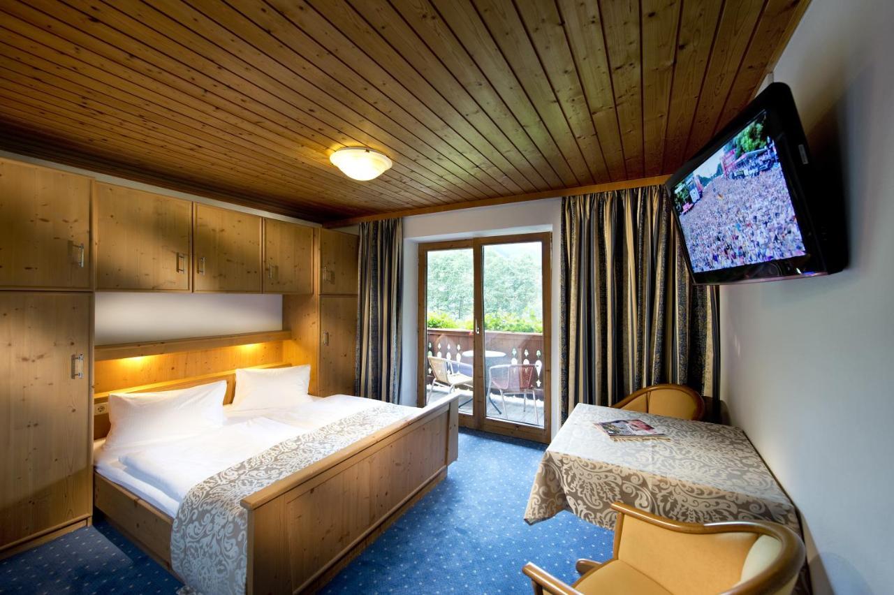 Hotel Wiesenegg Aurach bei Kitzbuehel Rum bild