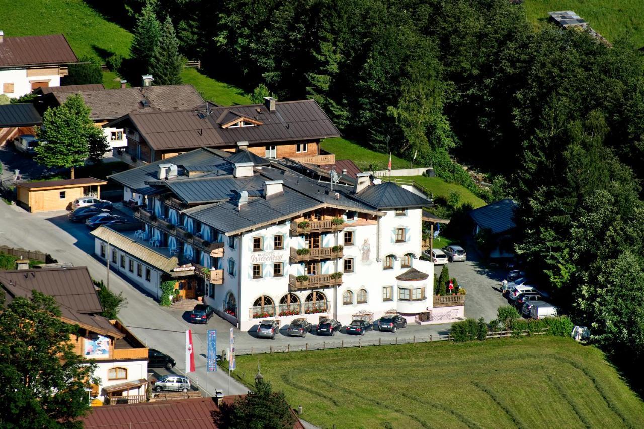 Hotel Wiesenegg Aurach bei Kitzbuehel Exteriör bild